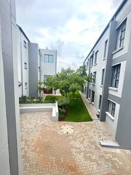 Studio apartment in Clubview