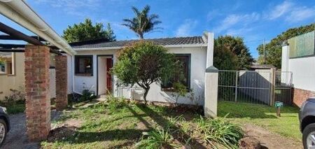 2 Bedroom Townhouse in Lorraine