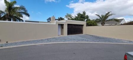 3 Bedroom House in Edgemead