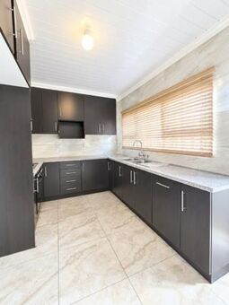 3 Bedroom House in Vanderbijlpark Se1