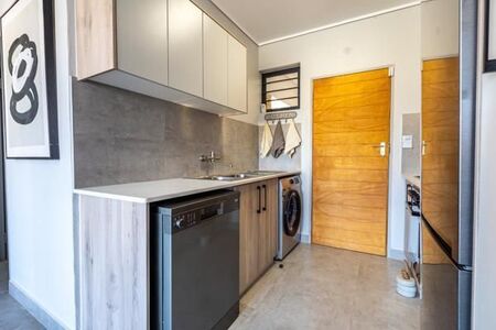 2 Bedroom Apartment in Zwartkop