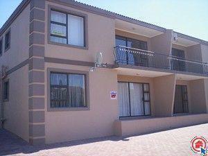 2 Bedroom Apartment in Aston Bay