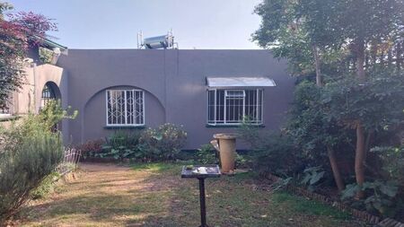 1 Bedroom cottage to rent in Greymont, Johannesburg