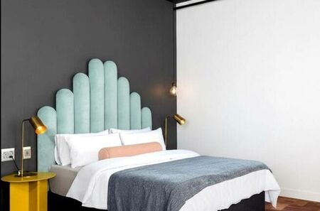 1 Bedroom bachelor apartment to rent in Cape Town City Centre