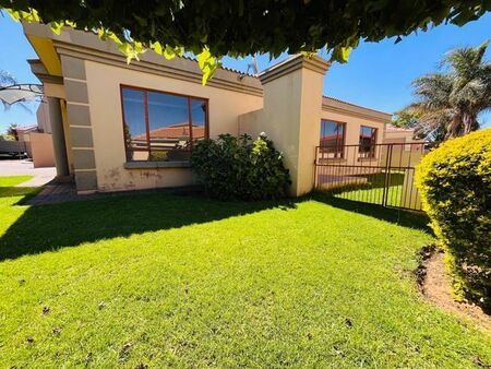 3 Bedroom house to rent in Reyno Ridge, Witbank