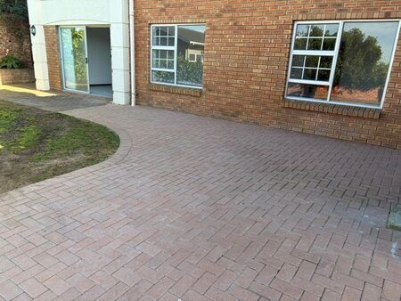 2 Bedroom apartment to rent in Herolds Bay, George