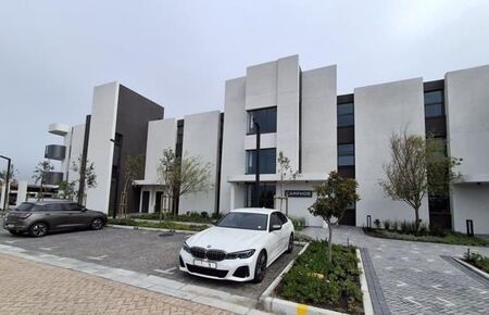 Studio Apartment in Century City