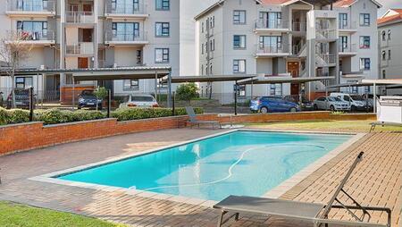 1 Bedroom Apartment in Modderfontein