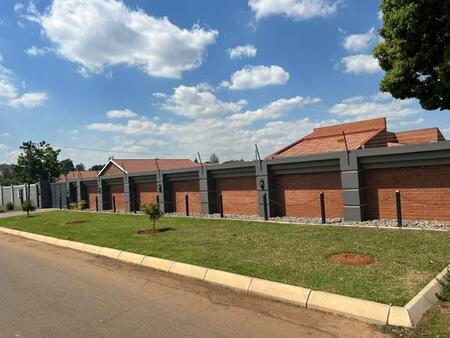 4 Bedroom House in Henley on Klip