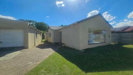 3 Bedroom House in Riebeeckstad