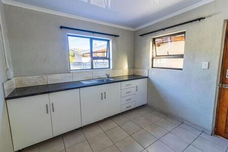 1 Bedroom cottage to rent in Eikendal, Kraaifontein