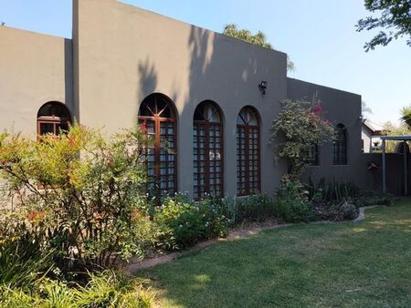 2 Bedroom apartment to rent in Lyttelton Manor, Centurion