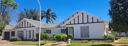 4 Bedroom House in West Bank