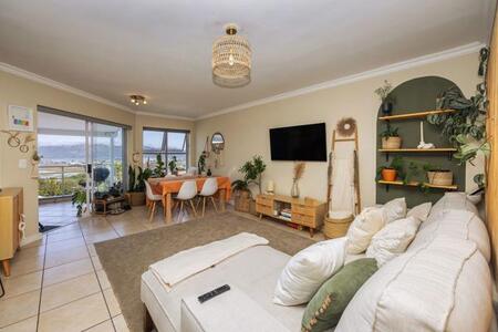 2 Bedroom Apartment in Old Place