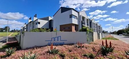 2 Bedroom Apartment in Vredekloof Heights
