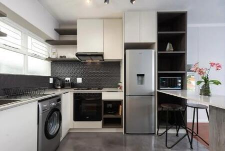 1 Bedroom Apartment in Green Point