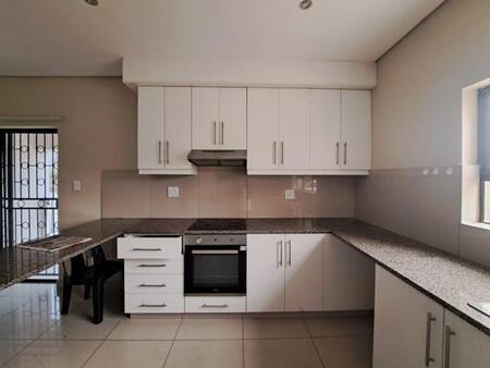 2 Bedroom Apartment in Redcliffe
