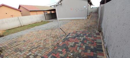 2 Bedroom House in Soshanguve Xx