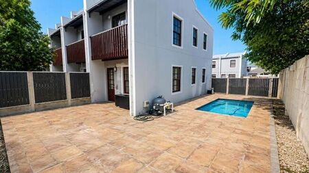2 Bedroom duplex loft to rent in Observatory, Cape Town