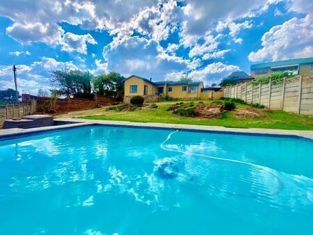 4 Bedroom house to rent in Gillview, Johannesburg