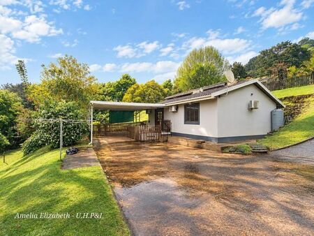2 Bedroom house to rent in West Riding, Hillcrest