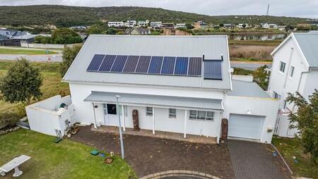 3 Bedroom House in Stilbaai Wes
