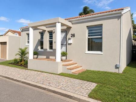 2 Bedroom House in Vredekloof