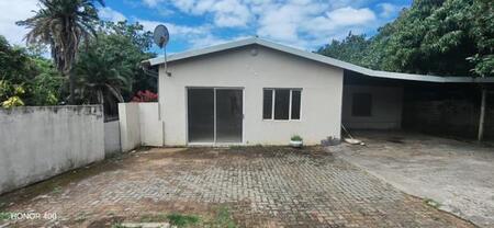 2 Bedroom House in Port Edward