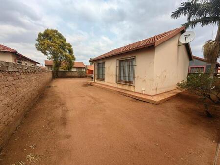 2 Bedroom House in Soshanguve Xx