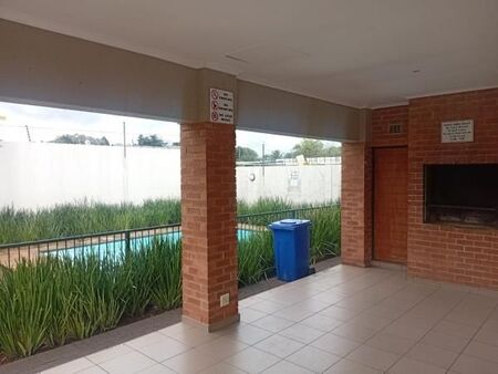 2 Bedroom Apartment in Ravenswood