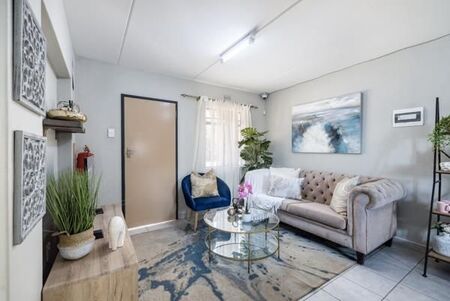 2 Bedroom Apartment in Alrode