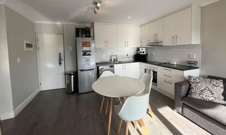 1 Bedroom apartment to rent in Rondebosch, Cape Town