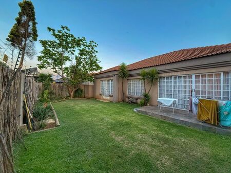 3 Bedroom house to rent in Baillie Park, Potchefstroom