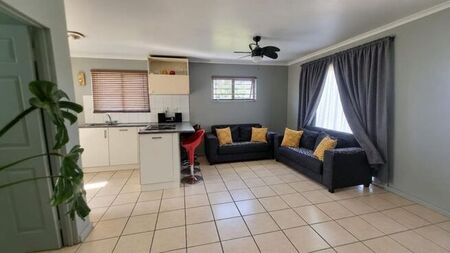 2 Bedroom townhouse - sectional to rent in Ruyterwacht, Goodwood
