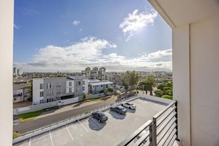 1 Bedroom Apartment in Table View
