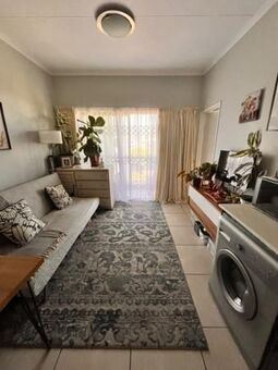 1 Bedroom Apartment in Sandown