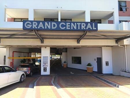 1 Bedroom Apartment in Wynberg