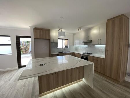3 Bedroom House in Edgemead