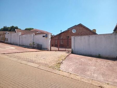 3 Bedroom House in Kingsview