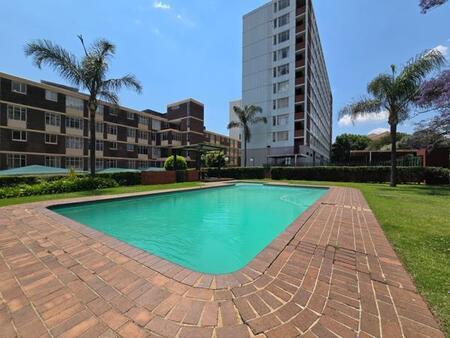 Studio apartment in Bedford Gardens