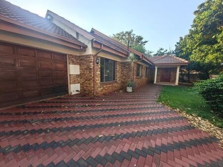 4 Bedroom house to rent in The Orchards, Akasia