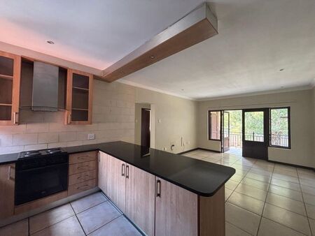 2 Bedroom apartment to rent in Wilro Park, Roodepoort