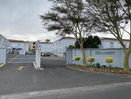 2 Bedroom Apartment in Vredekloof East