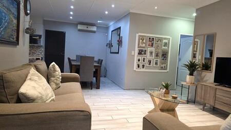 4 Bedroom Simplex in Greenwood Park