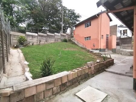 3 Bedroom House in Mount Vernon