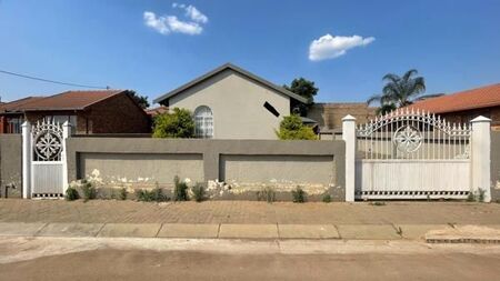 3 Bedroom House in Soshanguve Ww