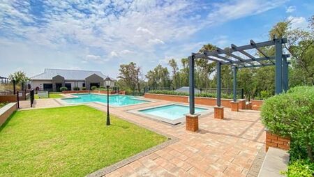 1 Bedroom Apartment in Modderfontein