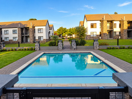 2 Bedroom Apartment in Glen Marais