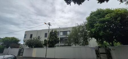 2 Bedroom apartment to rent in Rondebosch, Cape Town