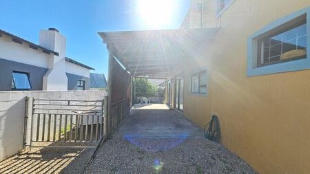1 Bedroom bachelor to rent in Myburgh Park, Langebaan